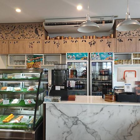 Park 38 Hotel - Sha Plus Phuket Bagian luar foto