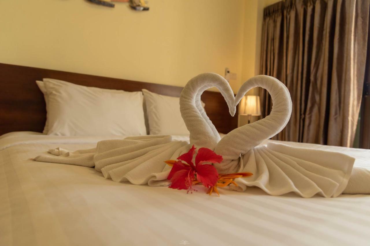 Park 38 Hotel - Sha Plus Phuket Bagian luar foto