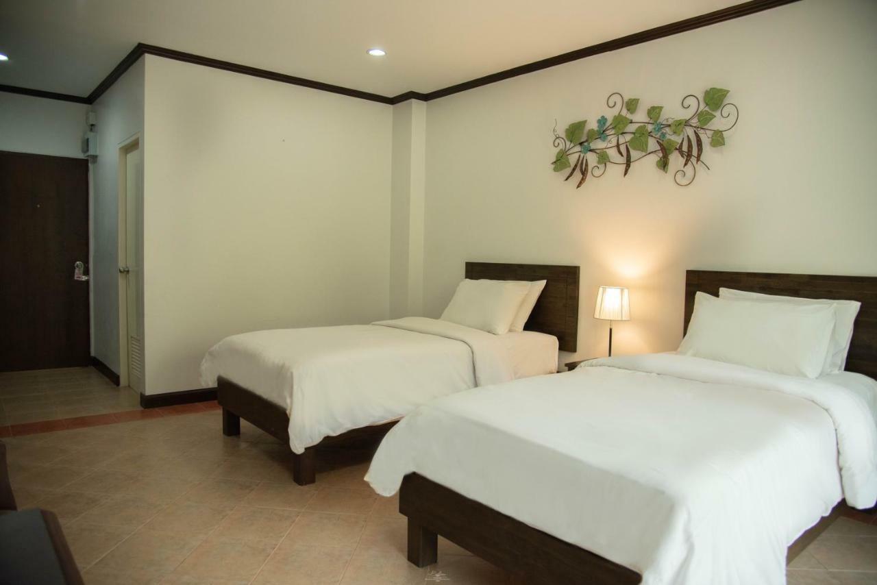 Park 38 Hotel - Sha Plus Phuket Bagian luar foto