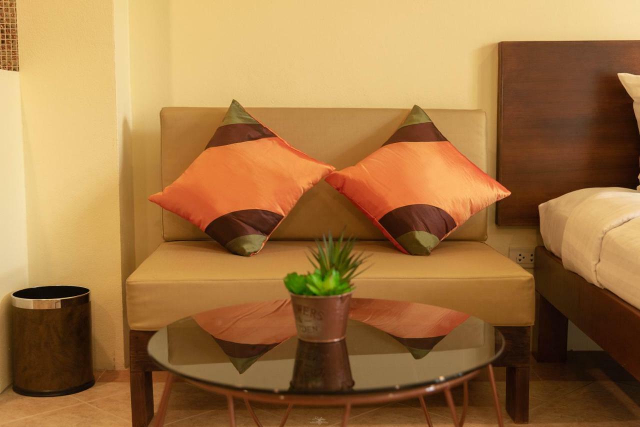 Park 38 Hotel - Sha Plus Phuket Bagian luar foto